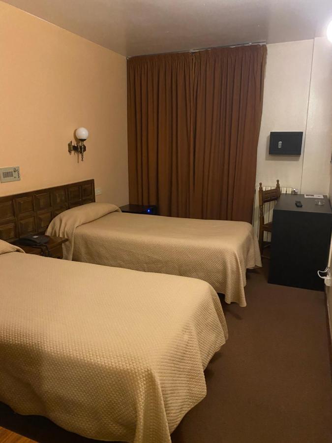 Sant Julià de Lòria Hotel Folch מראה חיצוני תמונה