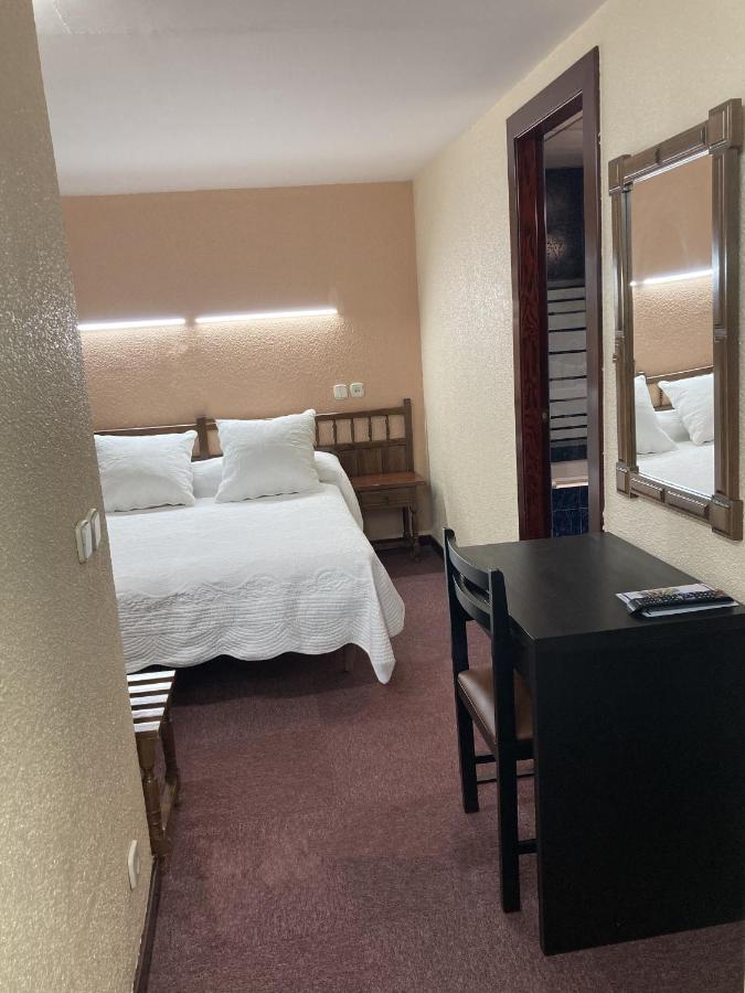 Sant Julià de Lòria Hotel Folch מראה חיצוני תמונה