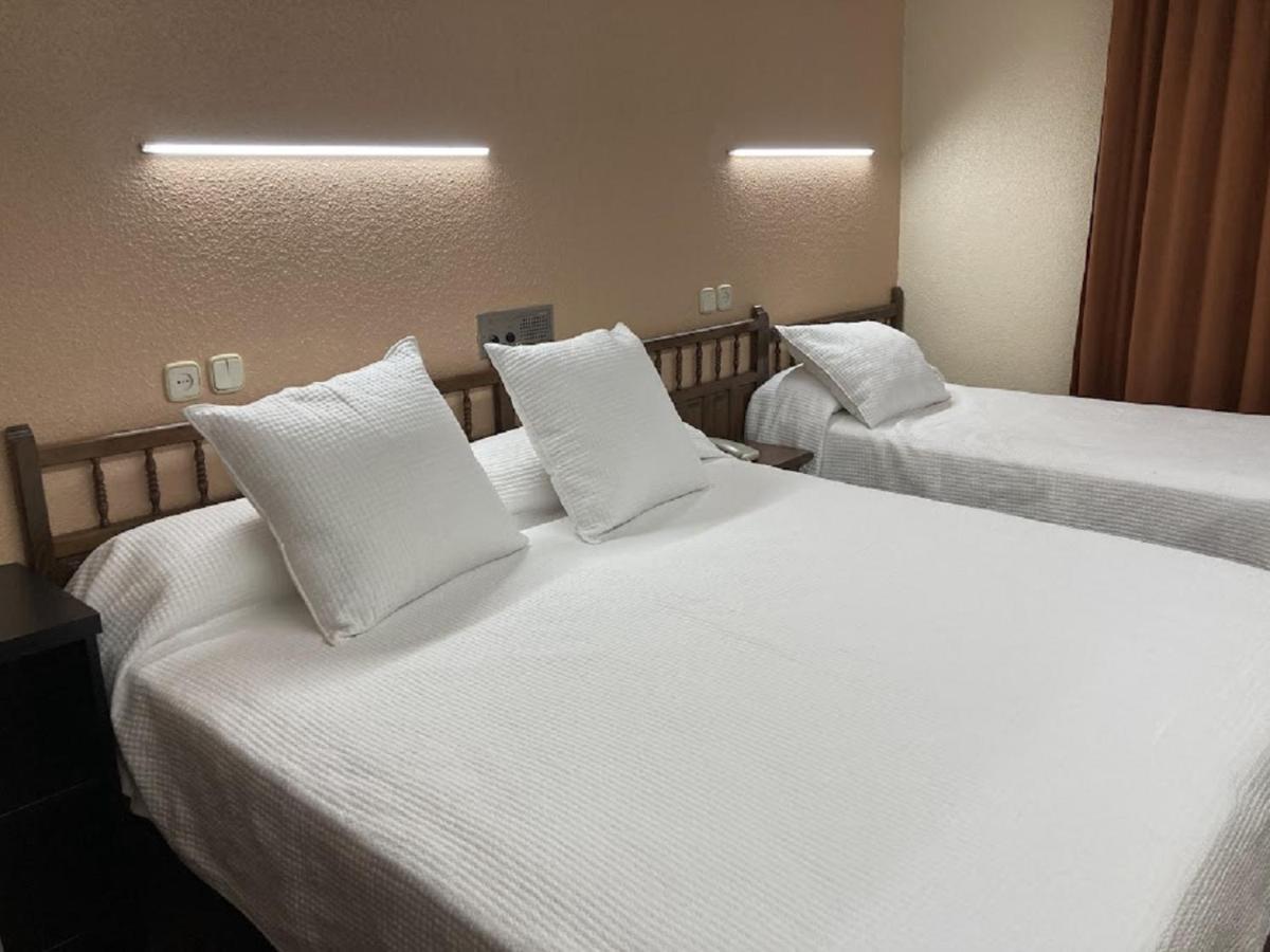 Sant Julià de Lòria Hotel Folch מראה חיצוני תמונה