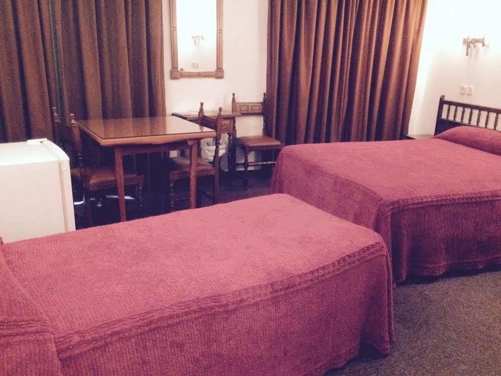 Sant Julià de Lòria Hotel Folch מראה חיצוני תמונה