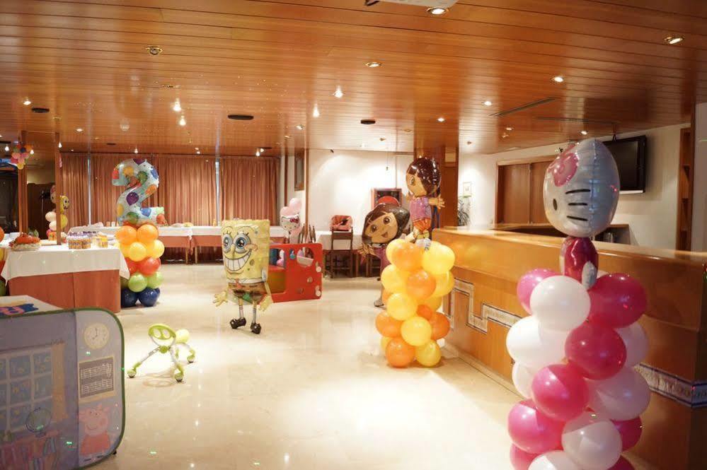 Sant Julià de Lòria Hotel Folch מראה חיצוני תמונה
