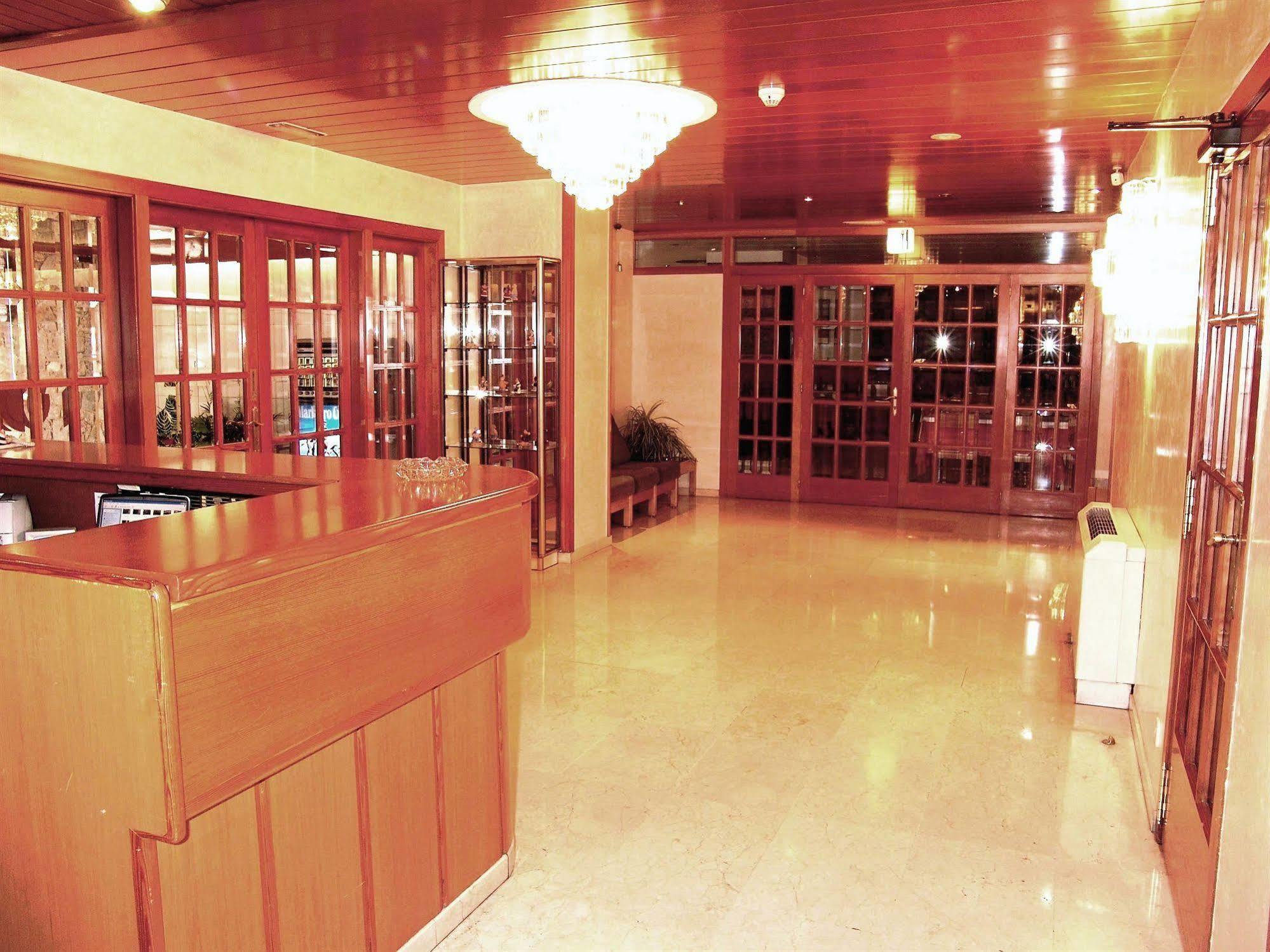 Sant Julià de Lòria Hotel Folch מראה פנימי תמונה