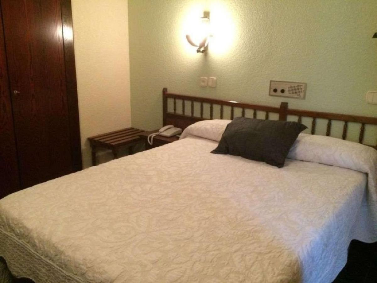 Sant Julià de Lòria Hotel Folch מראה חיצוני תמונה